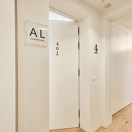 Ando Living - Santa Justa 79 House 4* Lisboa