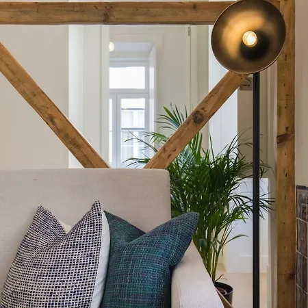 Ando Living - Santa Justa 79 House 4* Lisboa