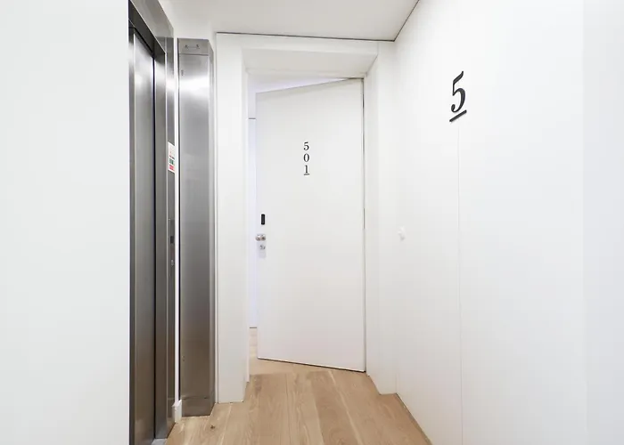 Appart hôtel Ando Living - Santa Justa 79 House 4*