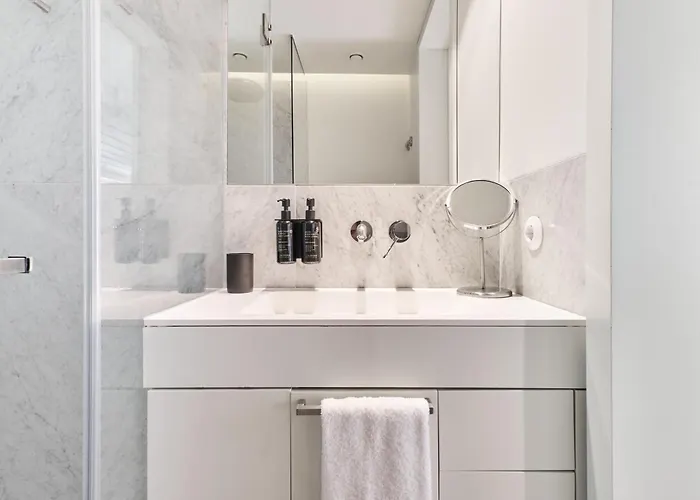 Appart hôtel Ando Living - Santa Justa 79 House 4*