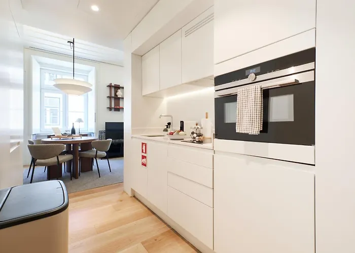 Appart hôtel Ando Living - Santa Justa 79 House 4*