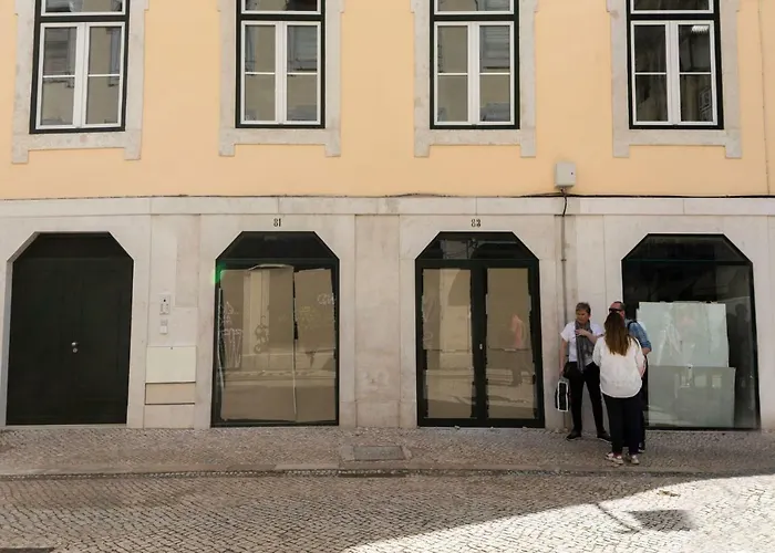 Ando Living - Santa Justa 79 House 4* Лиссабон