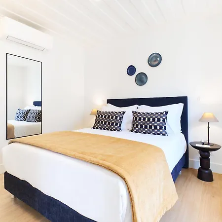 Ando Living - Santa Justa 79 House 4* Lisboa