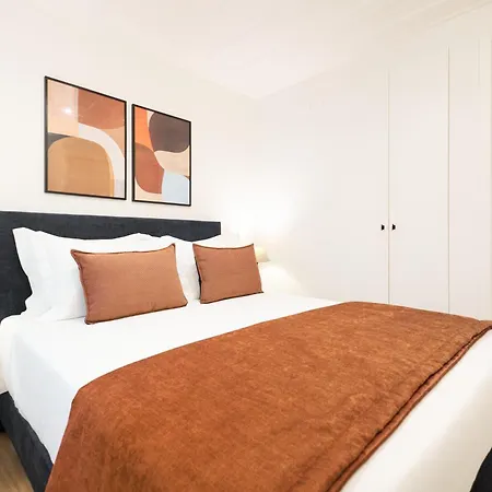 Ando Living - Santa Justa 79 House Apartahotel 4*