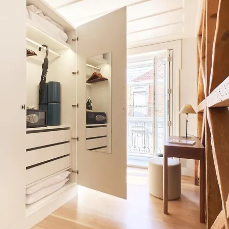 Apart-hotel Ando Living - Santa Justa 79 House Lisboa