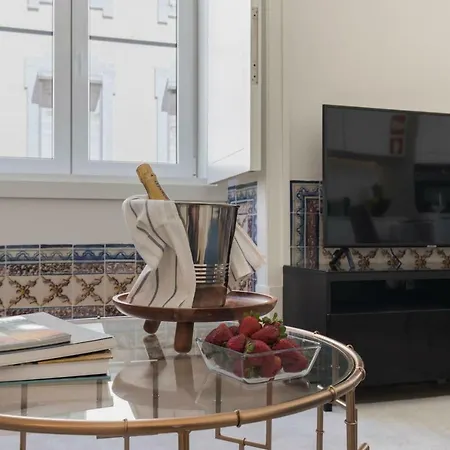Ando Living - Santa Justa 79 House 4* Lisboa