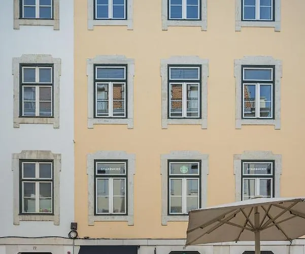 Ando Living - Santa Justa 79 House Aparthotel Lisbona