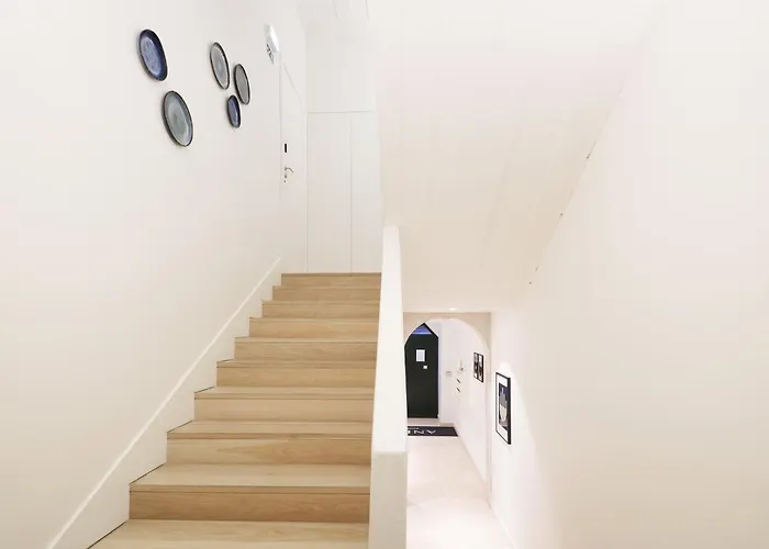 Ando Living - Santa Justa 79 House Aparthotel 4*