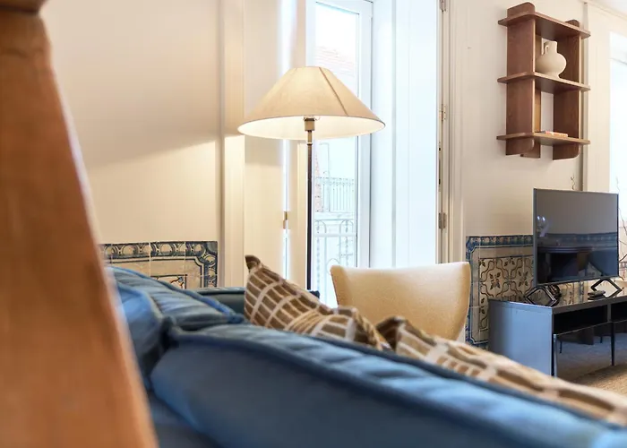 Ando Living - Santa Justa 79 House