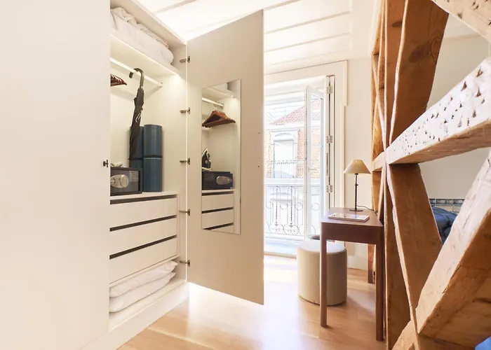 Lejlighedshotel Ando Living - Santa Justa 79 House Lisboa