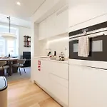 アパートホテル Ando Living - Santa Justa 79 House 4*