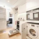 Ando Living - Santa Justa 79 House Aparthotel